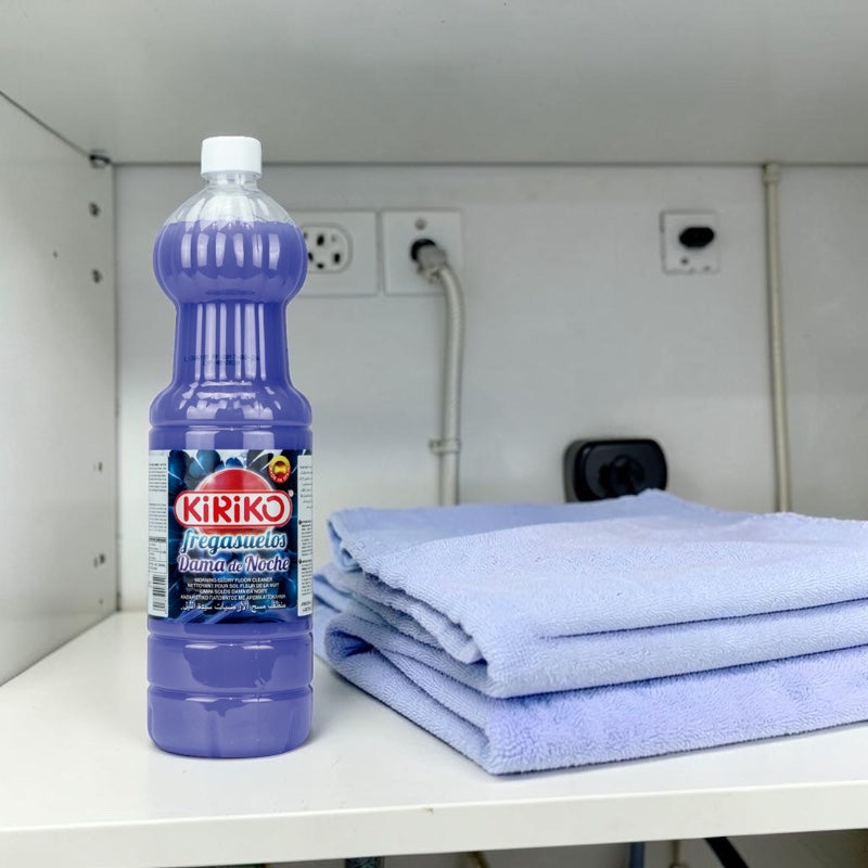 Scouse Bird Shop Kiriko Dama de Noche floor cleaner in a 1.5L purple bottle with a floral scent.